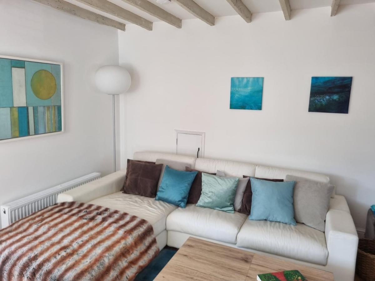 The Coach House- Stunning Detached Coastal Home, With One Car Parking Space, By Historic Deal Castle Kültér fotó